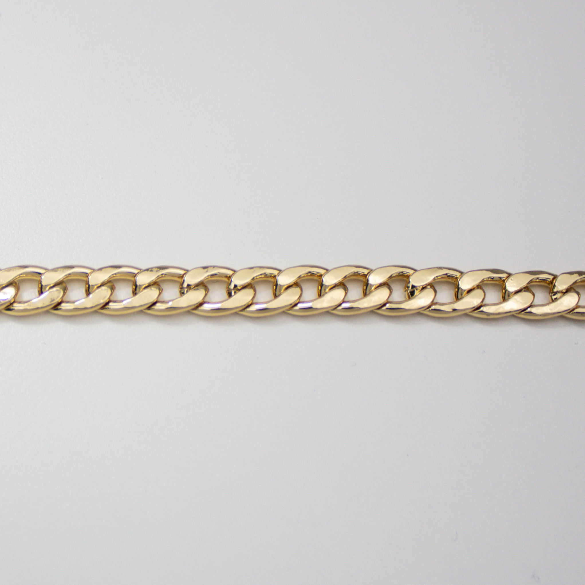17928 Cuban Link Chain Aluminium  7x10mm